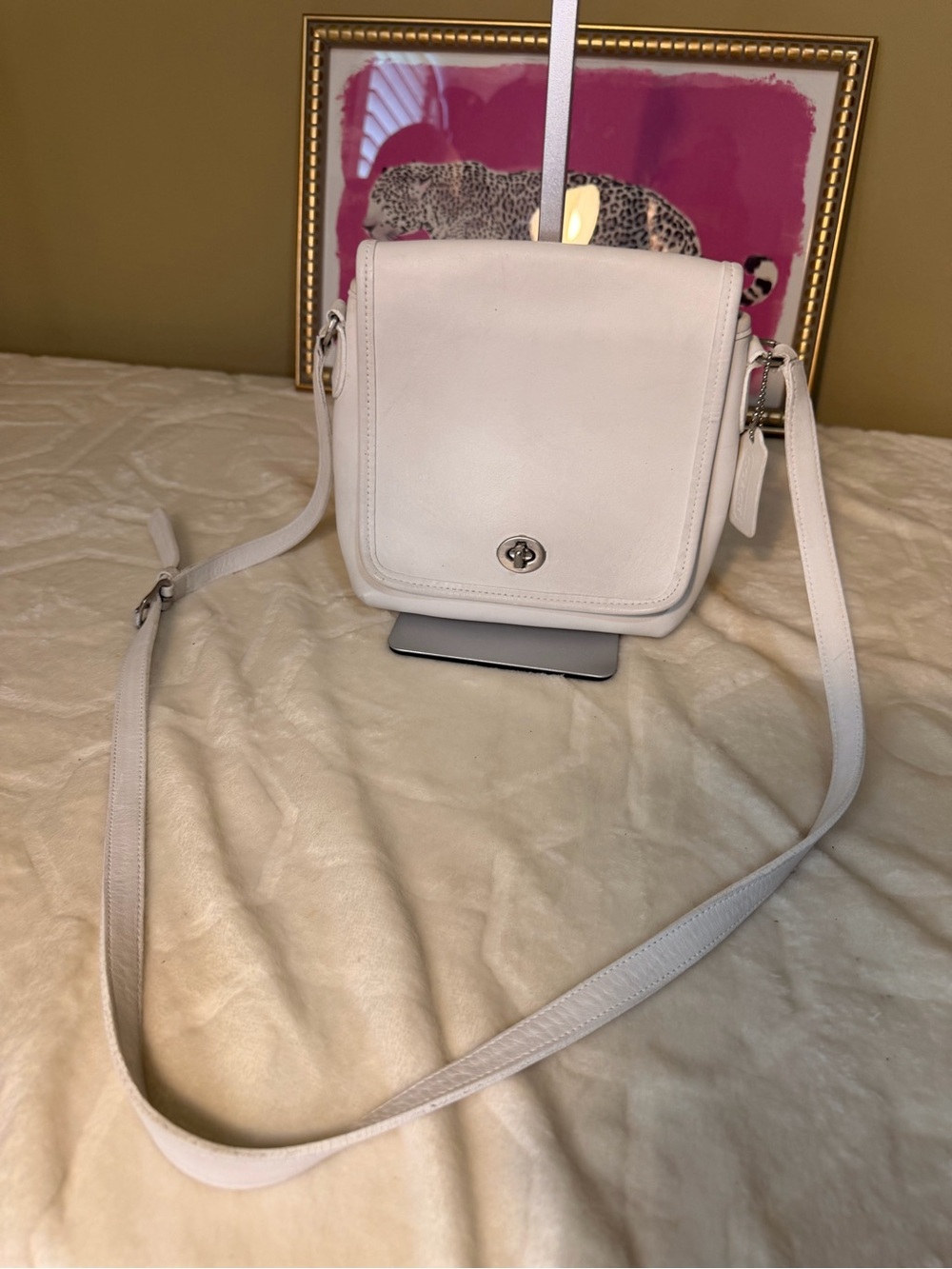 Vintage Coach Companion 9076 White Leather Crossbody Bag